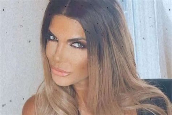 RHONJ – Did Teresa Giudice Chop Her Hair Off And Go Blonde?