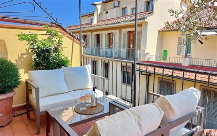 RHONJ – Joe Giudice Gives Fans An Online Tour Of His Apartment In Italy