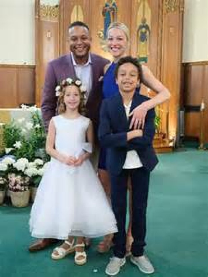 Ria Calvin family, husband, children, parents, siblings
