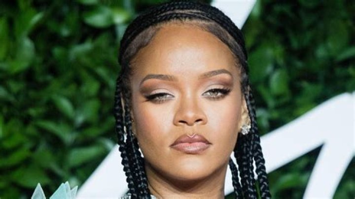 Rihanna Trolls Her Fans About The Release Of Her New Album Again!
