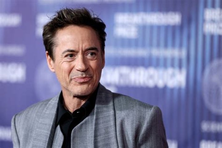 Robert Downey Jr Favorite Color Food Things Sports Hobbies Biography