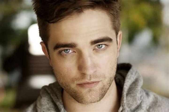 Robert Pattinson Dishes On The Pay Gap Between Men And Women In Hollywood