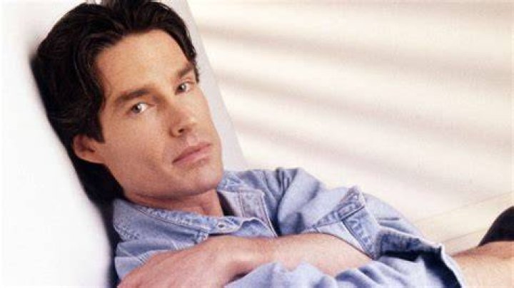 Ronn Moss: Wife, net worth, tattoos, smoking & body facts