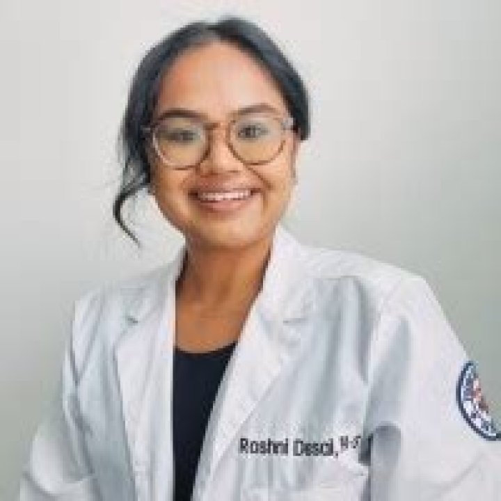 Roshni Desai, PA – Chicago, IL