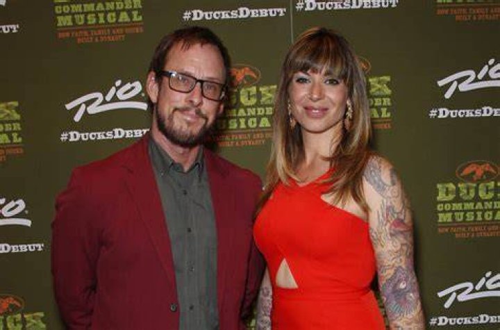 Ross MacDonald(bassist) wife: Is Ross MacDonald married?