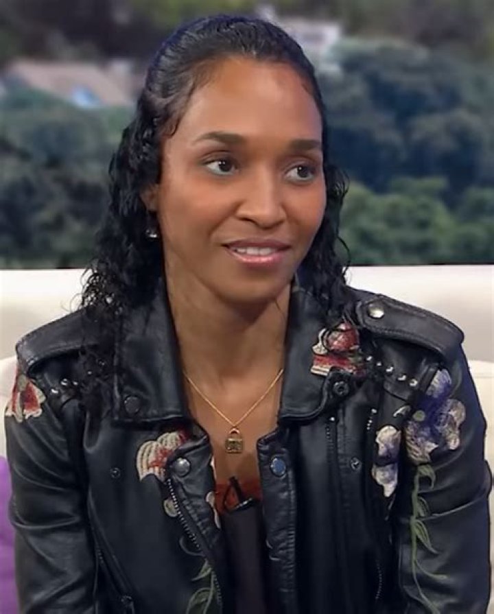 Rozonda Thomas’s biography, net worth, fact, career, awards and life story