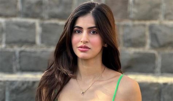 Sakshi Malik in Bathing Suit is "Dreamy" — Celebwell