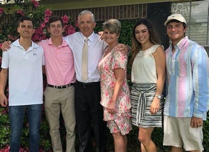 Sam Bennett parents: Meet Mark Bennett, Stacy Bennett.