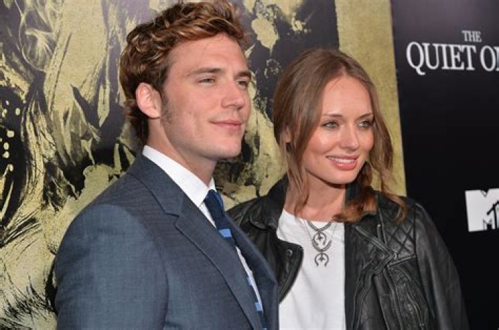 Sam Claflin family, wife, children, parents, siblings