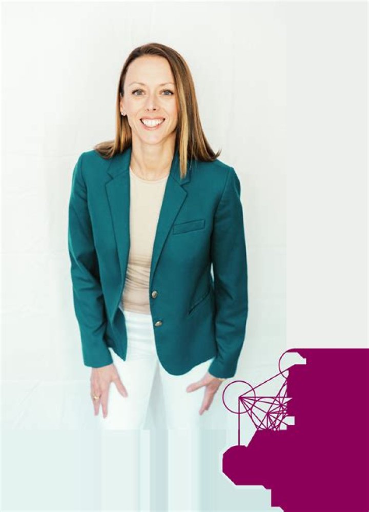 Sara Verre Obituary, Elevation Coach and Retreat Facilitator at Behold Retreats