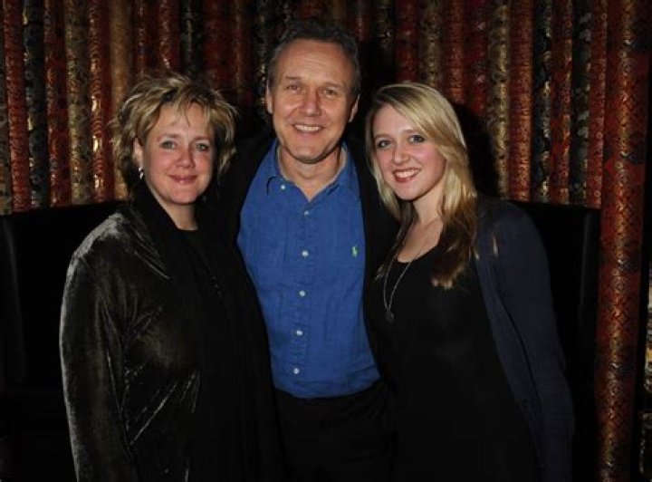 Sarah Fisher Bio, Age, Family, Anthony Head Wife, Children, Movies, Net Worth,