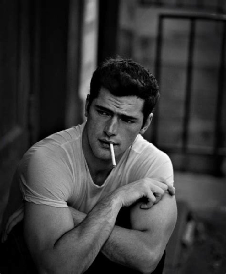 Sean O’Pry: dating, net worth, tattoos, smoking & body facts