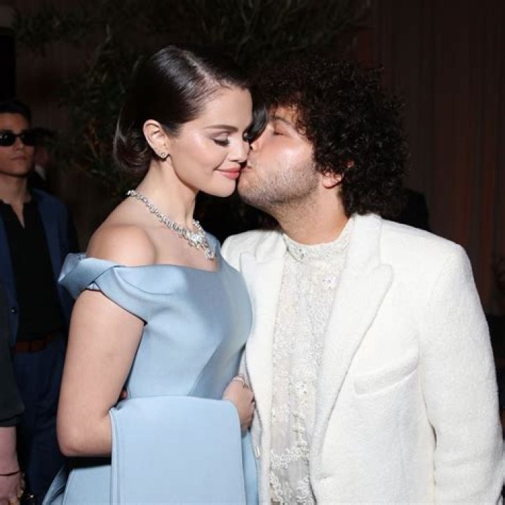 Selena Gomez Says She’s ‘Getting Married’ To Co-Star Bill Murray After Viral Pics!