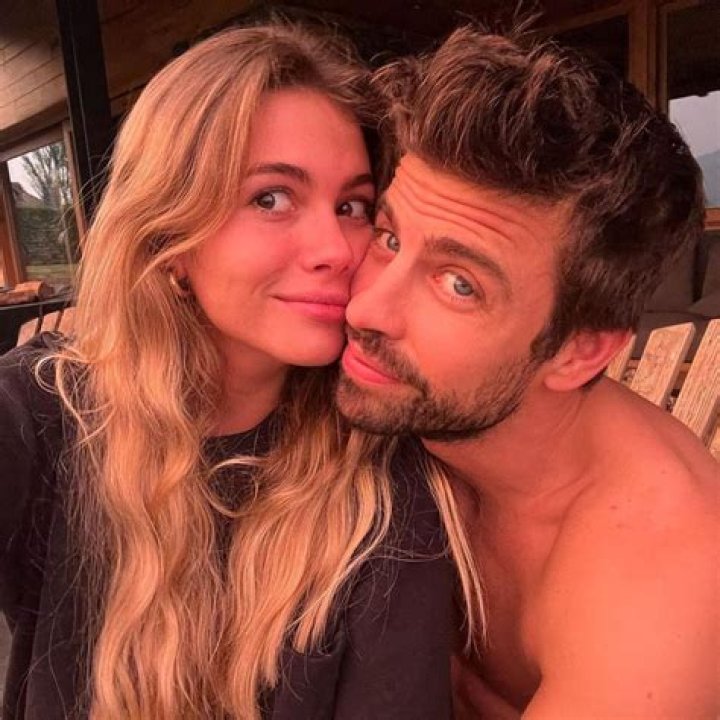 Shakira Flaunts Her Flawless Physique On The Beach After Leaving Gerard Pique And Traveling With Her Children