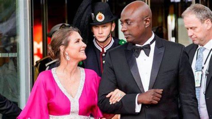 Shaman Durek Verrett Age, Bio, Wikipedia { Princess Martha Louise Boyfriend } Wedding