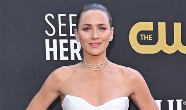 Shantel VanSanten in Bathing Suit Says Happy "Earth Day" — Celebwell
