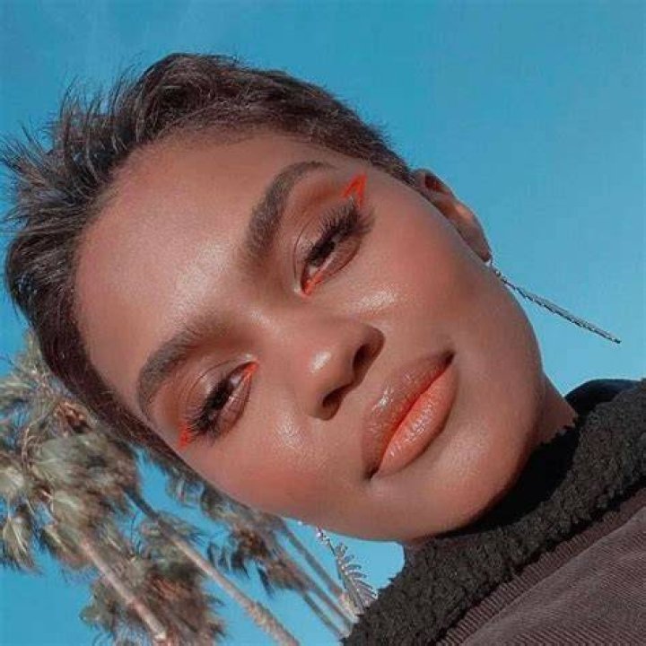 Shontell McClain Bio, Wiki, Age, Height, Husband, House of Payne, Net Worth