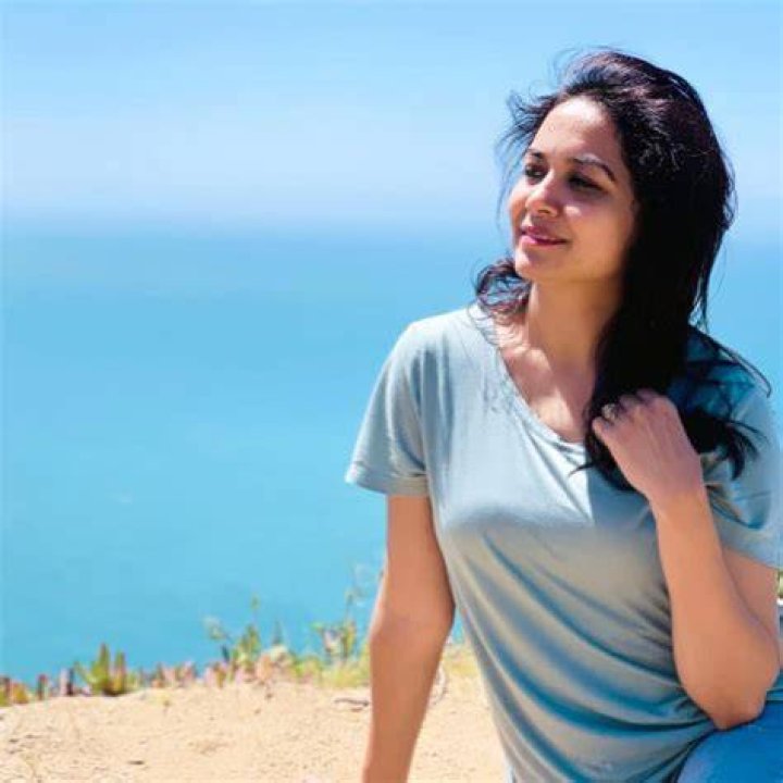 Singer Sunitha Age, Wiki, Bio, Husband, Body Stats, Career