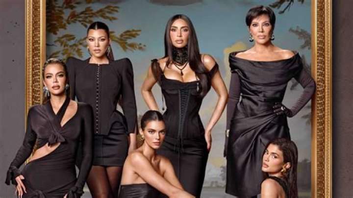 Sisters Kim And Kourtney Kardashians’ Feud Is Reportedly Worse In Real Life!