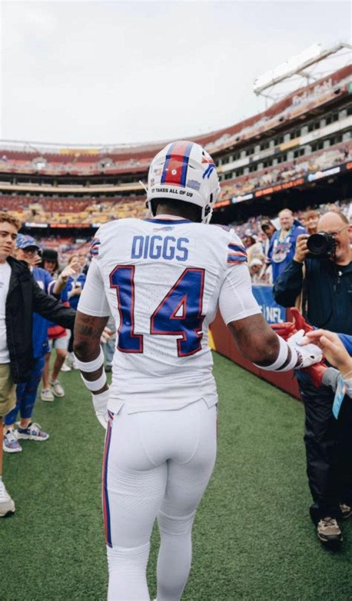 Stefon Diggs wife: Is Stefon Diggs married?