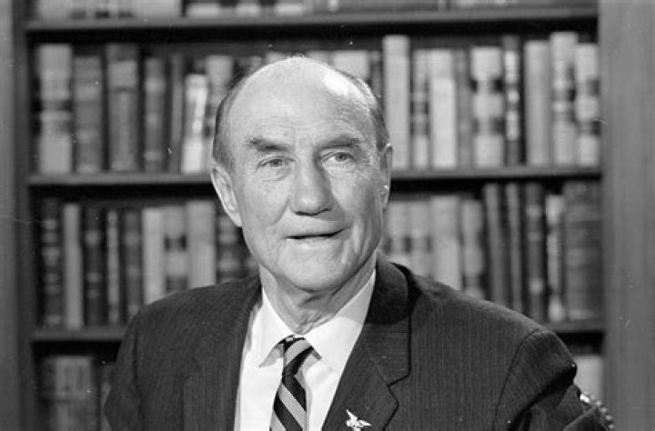 Strom Thurmond Biography - Facts, Childhood, Family Life & Achievements