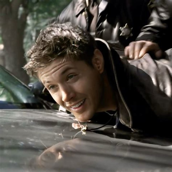 Supernatural’s Jensen Ackles Poses With Red Hood Costume