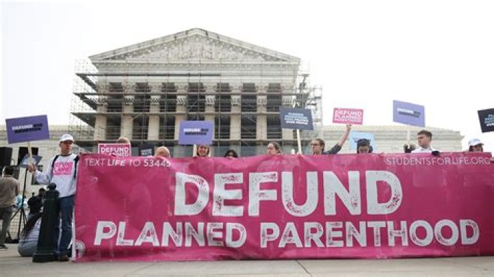 T.I. Is Schooled By Planned Parenthood After Making Offensive Comments About His Daughter’s Virginity