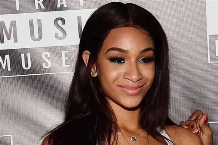 T.I.’s Daughter, Deyjah Harris, Flaunts Her Tiny Waist In This Crop Top – See The Clip