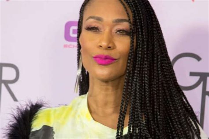 Tami Roman Unfollows Shaunie O’Neal — Slams Fan For Calling Her Out