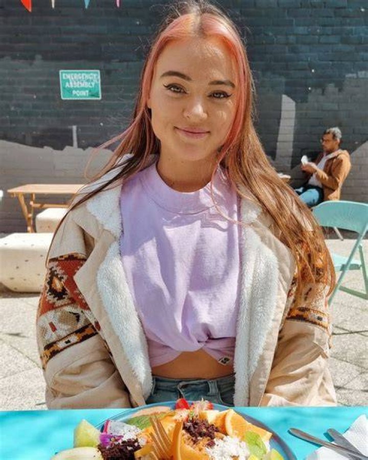 Tash Peterson Age: How Old Is The Vegan Influencer?
