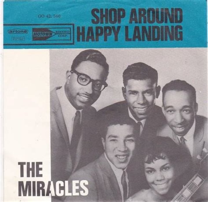 The Miracles’s
Shop Around Lyrics