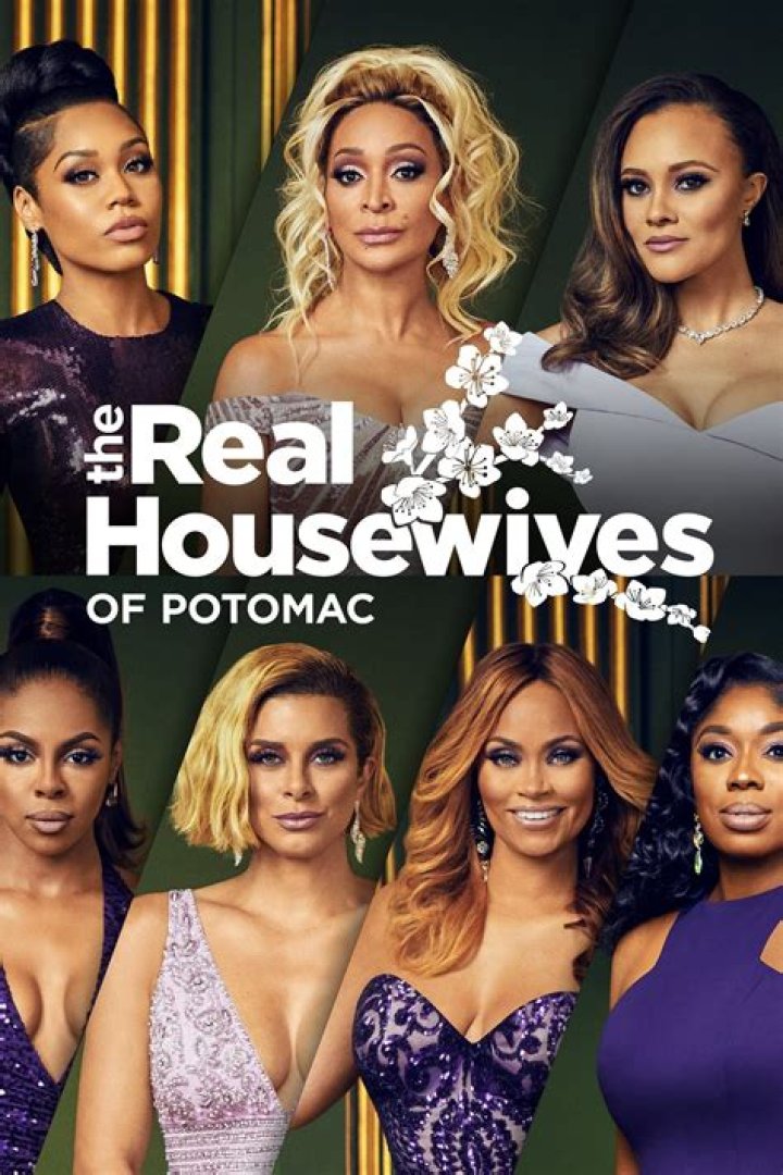 The Real Housewives of Potomac's Mia Thornton Shares Swimsuit Photo as a "Goal Digger"