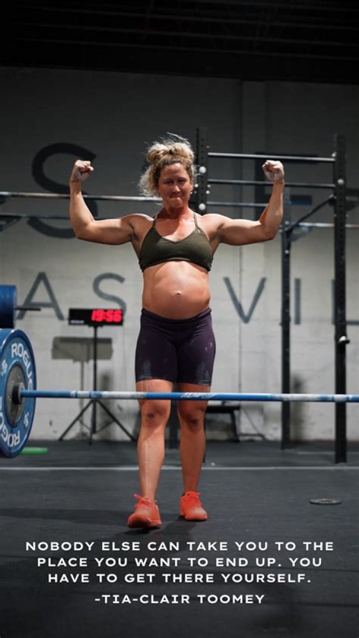 Tia-Clair Toomey-Orr in Two-Piece Workout Gear Says "It's Not Hot Enough"