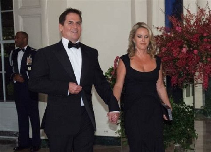 Tiffany Stewart, Mark Cuban Wife – Bio, Age, Net Worth, Wiki
