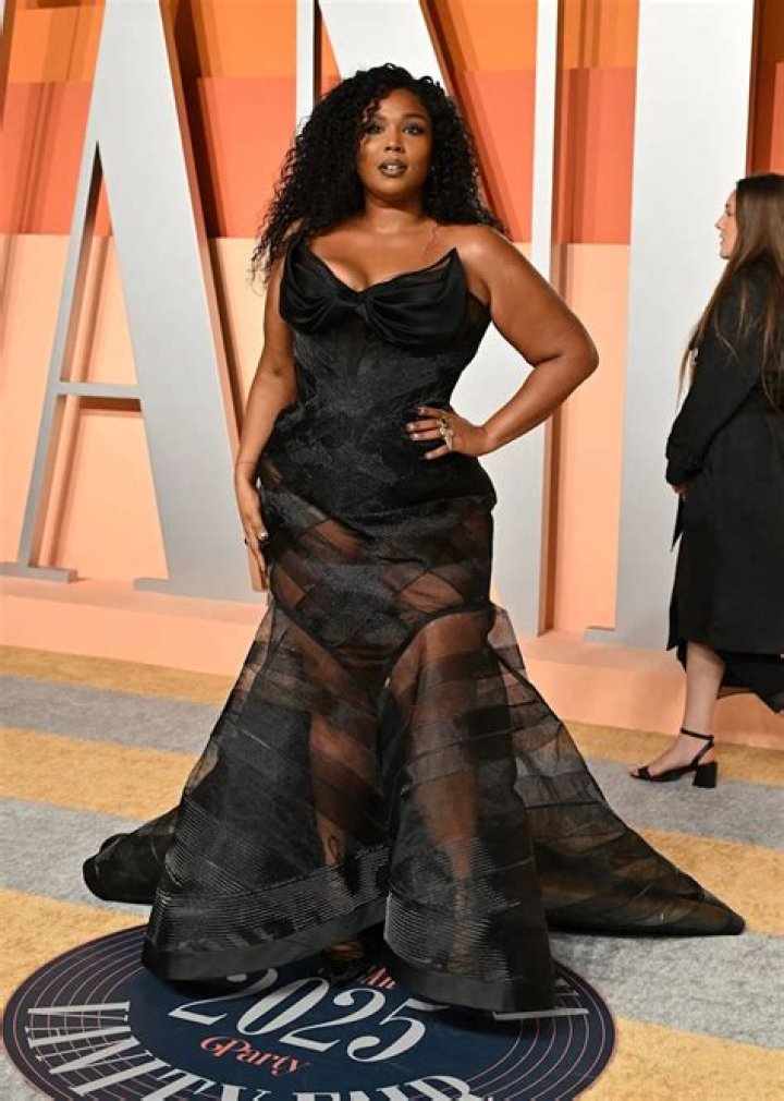 Tik-Tok Restores Lizzo’s Bathing Suit Photos After She Called Them Out – The Company Claims They Made A Mistake