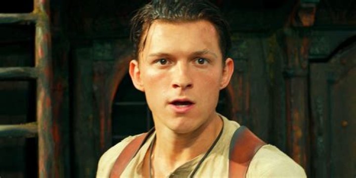 Tom Holland Reportedly Not In Danger Of Leaving The MCU