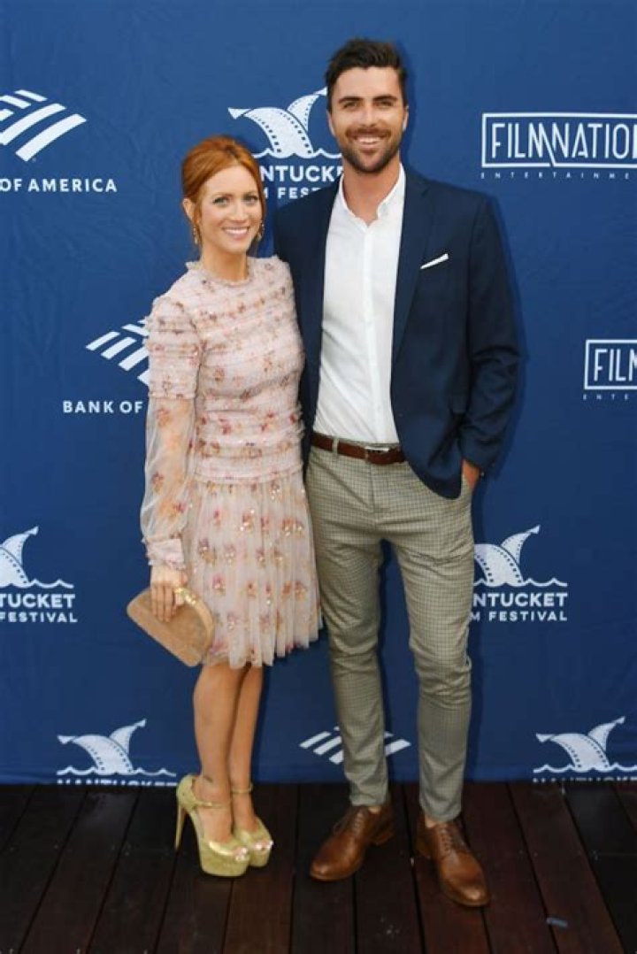 Tyler Stanaland Wiki, Age, Wife, Girlfriend, Net Worth, Height and More
