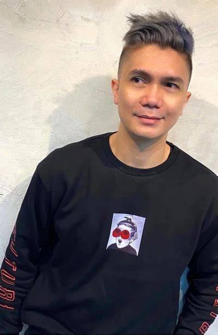 Vhong Navarro Height, Weight, Net Worth, Age, Birthday, Wikipedia, Who, Nationality, Biography