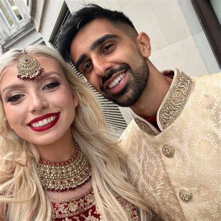Vikkstar Girlfriend Name Revealed: Biography , Everything On Her Age and Instagram