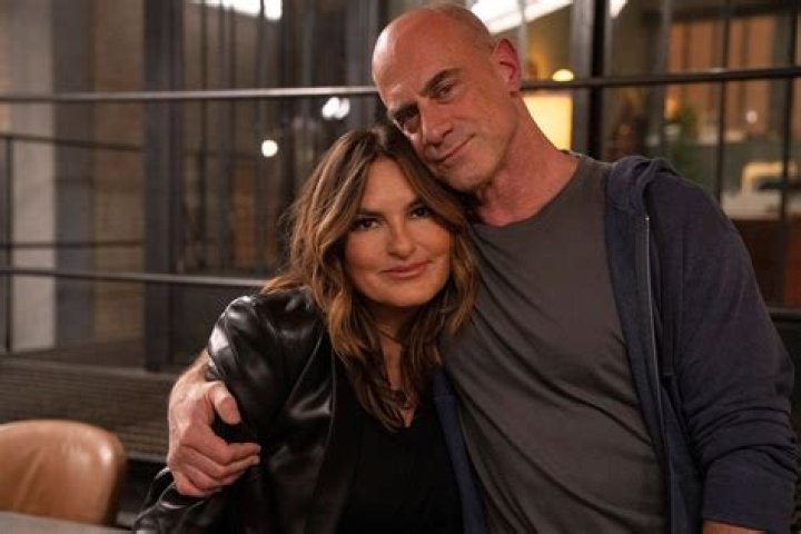 What Episode Do Cassidy And Benson Sleep Together? – Celebrity