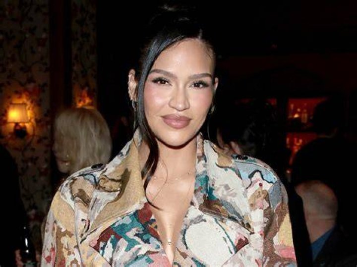 What happened between Cassie Steele and Trent Garrett? Why did Cassie Steele and Trent Garrett divorce?