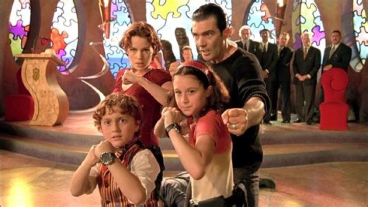 What happened to Alexa PenaVega’s career after starring in ‘Spy Kids?’