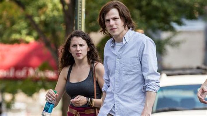 What happened to Hallie Kate Eisenberg? – Celebrity