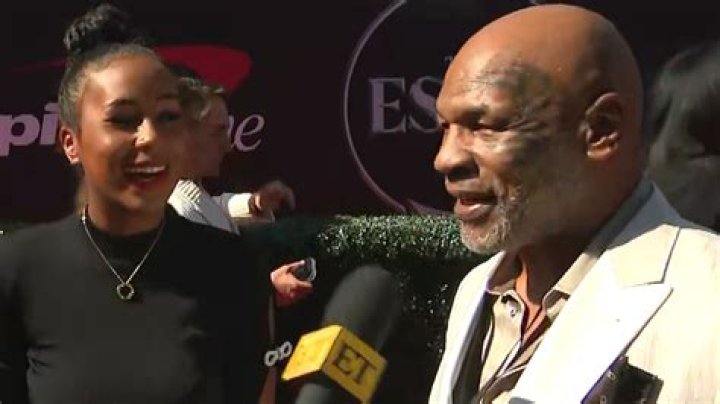 What happened to Mike Tyson sister?