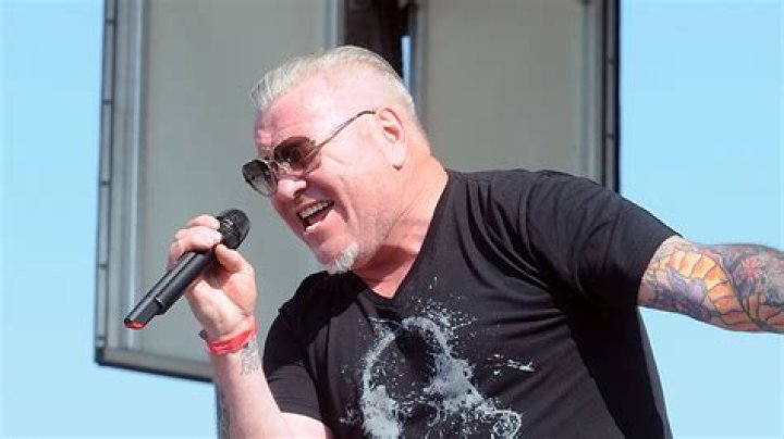 What happened to the lead singer of Smash Mouth? – Celebrity
