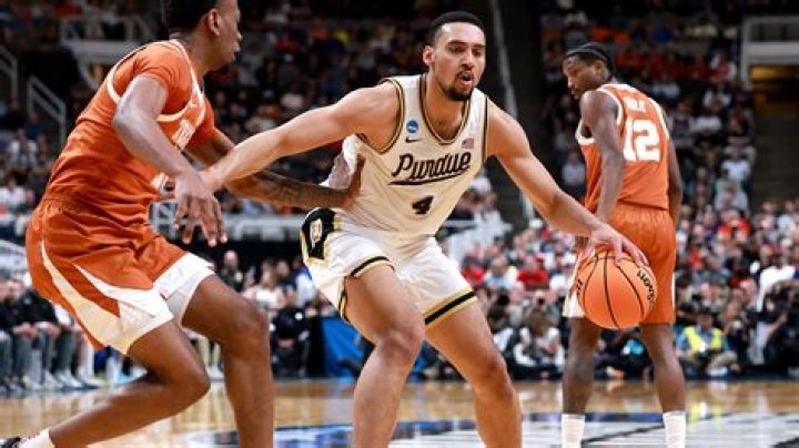 What Happened To Trey Kaufman-Renn Hand? Know About His Injury