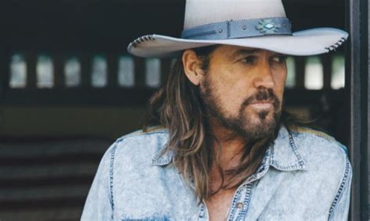 What is Billy Ray Cyrus’ net worth?