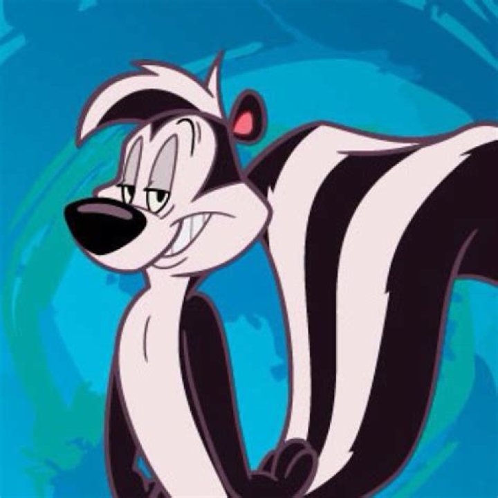 What is the skunks name in Looney Tunes? – Celebrity
