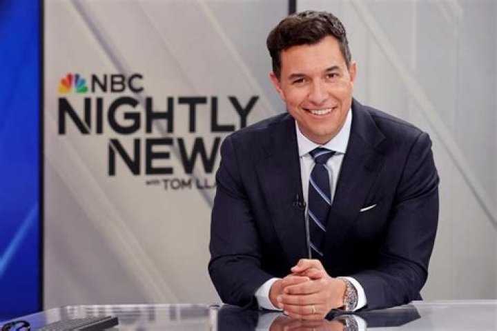 What Is Tom Llamas Salary? – Celebrity