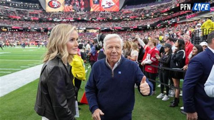 What kind of doctor is Robert Kraft’s wife Dana Blumberg?